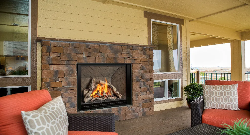 Setting-Outdoor-BLK-HBL.webp