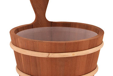 Cedar Bucket with Plastic Liner